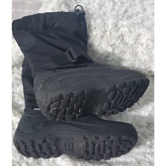 Kamik Youth Unisex Black Winter Boots Size 4
Lined Quality Utility Cabincore - Picture 5 of 7